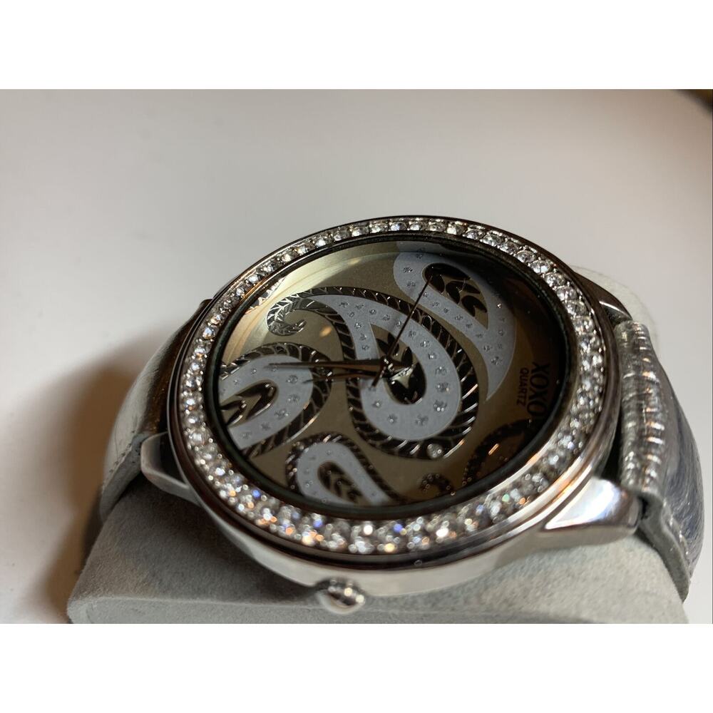 XOXO by Accutime Silvertone and Rhinestone Quartz Watch Paisley Silver Leather - Picture 2 of 6